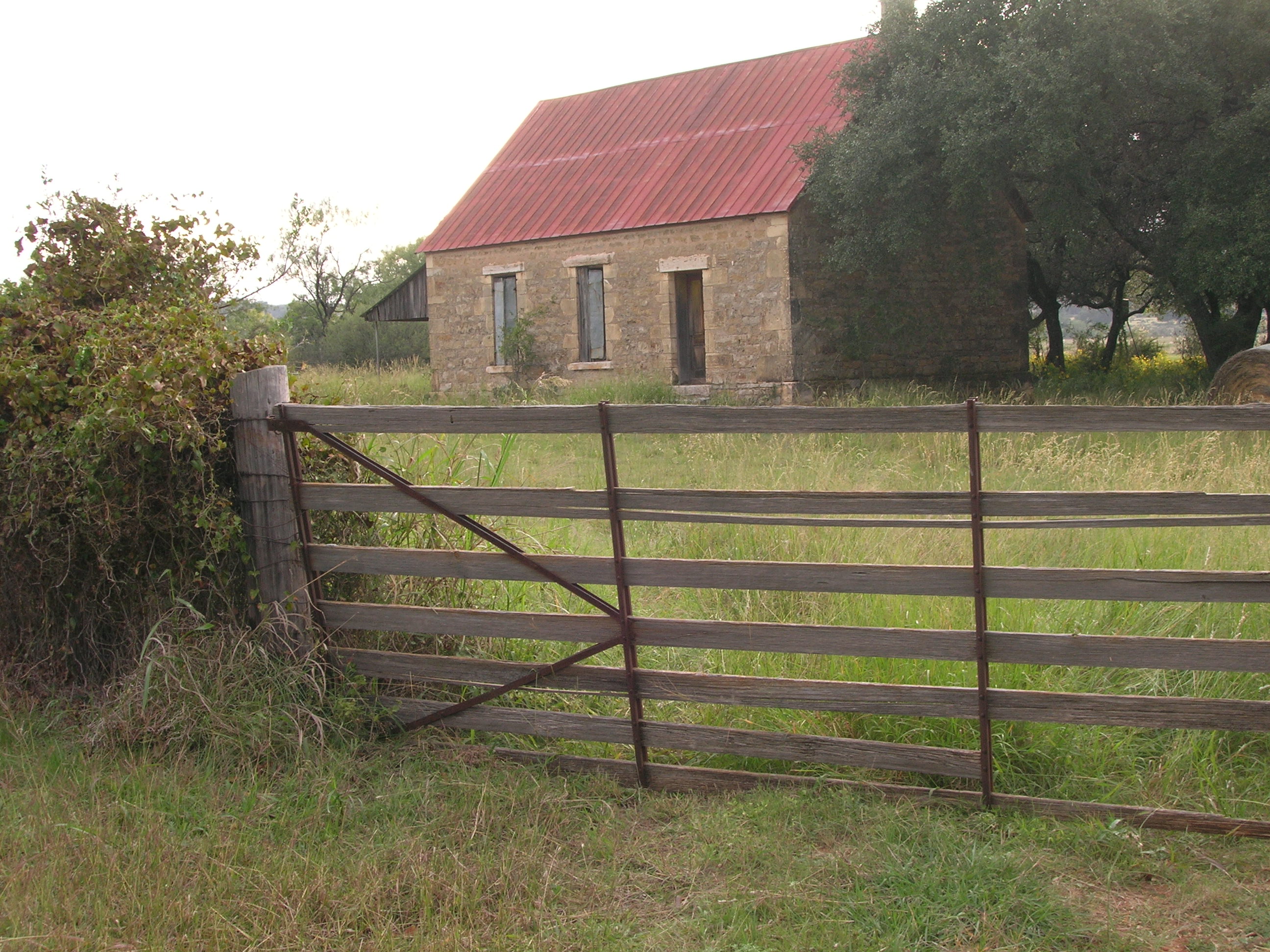 Onion Creek School House: One of the many earlier school houses